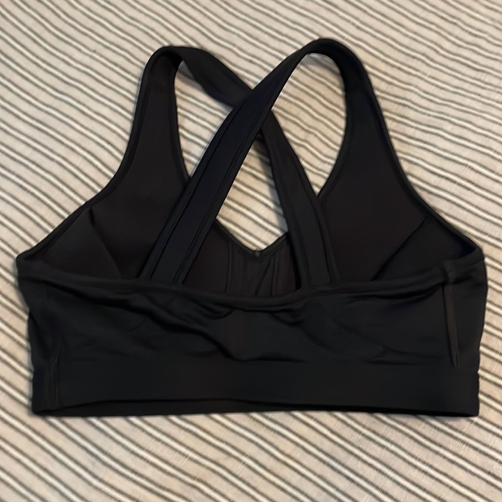 Under Armour Sports Bra - Picture 2 of 5